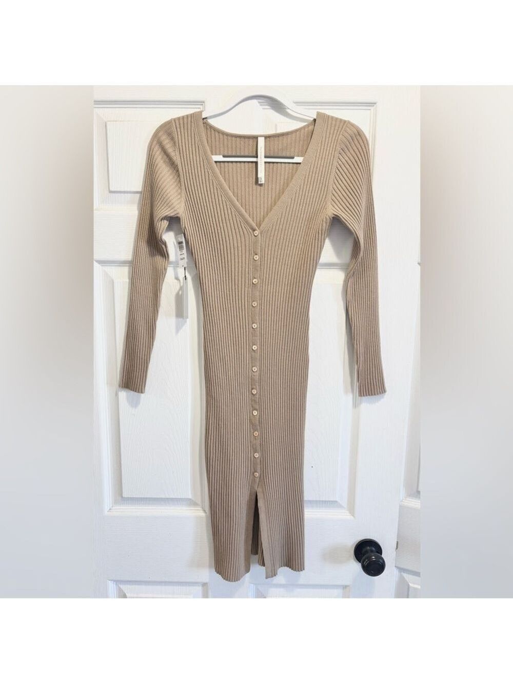 NWT Aritzia Babaton Avalon Dress Merino Wool Blend Gold Camel Size Small NEW